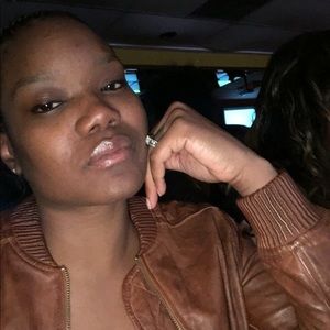 Meet your Posher, Keisha